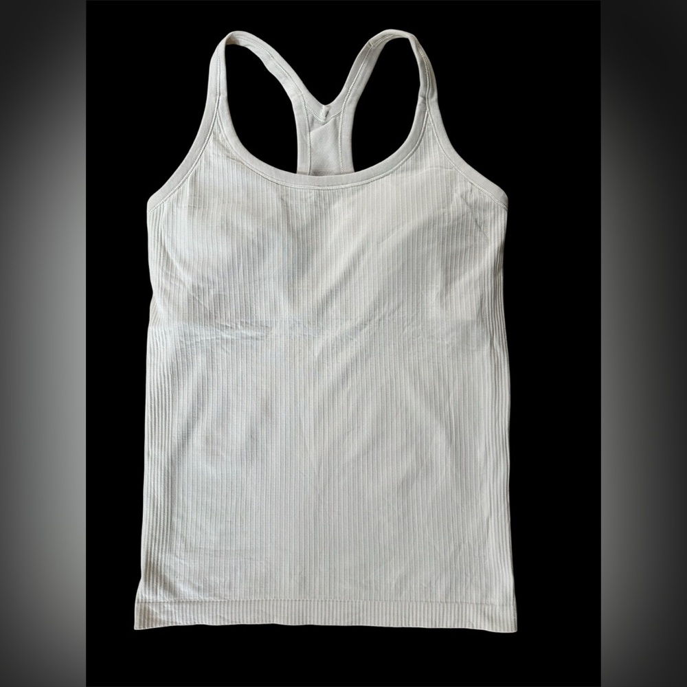 Lululemon Cream Colored Racerback Tank With Built In Bra Women’s Size 8